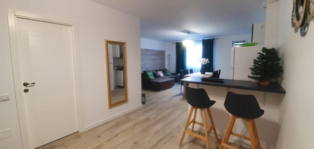 Viv Apartments 210 Флорешты Экстерьер фото